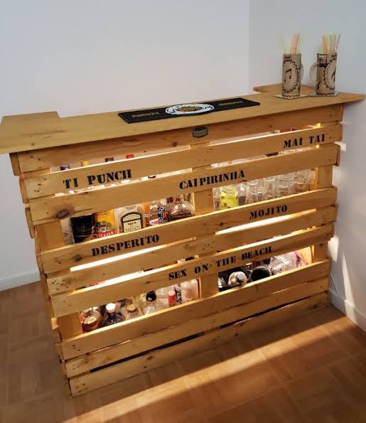 Bar à Cocktail en Bois